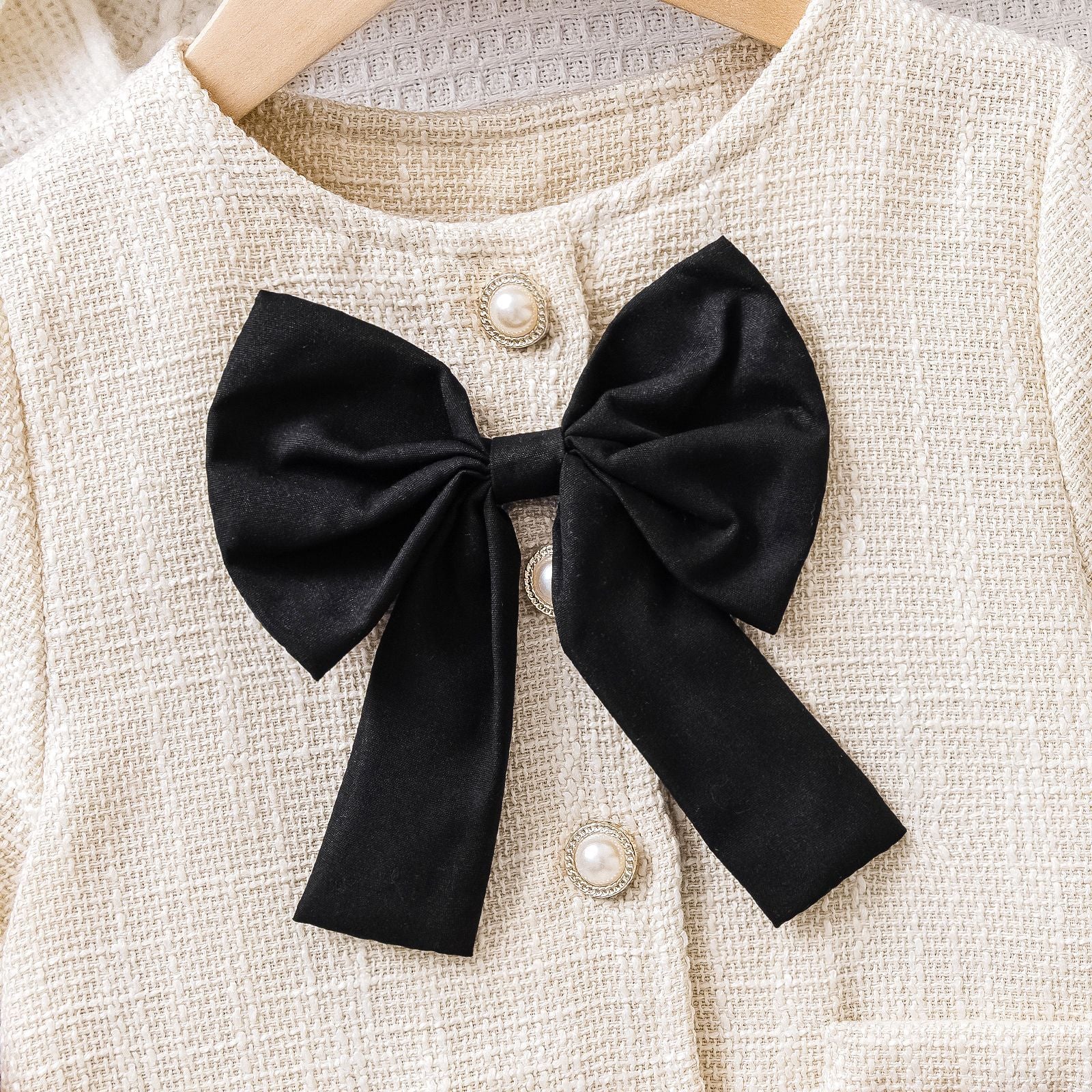 Bow coat pleated skirt set