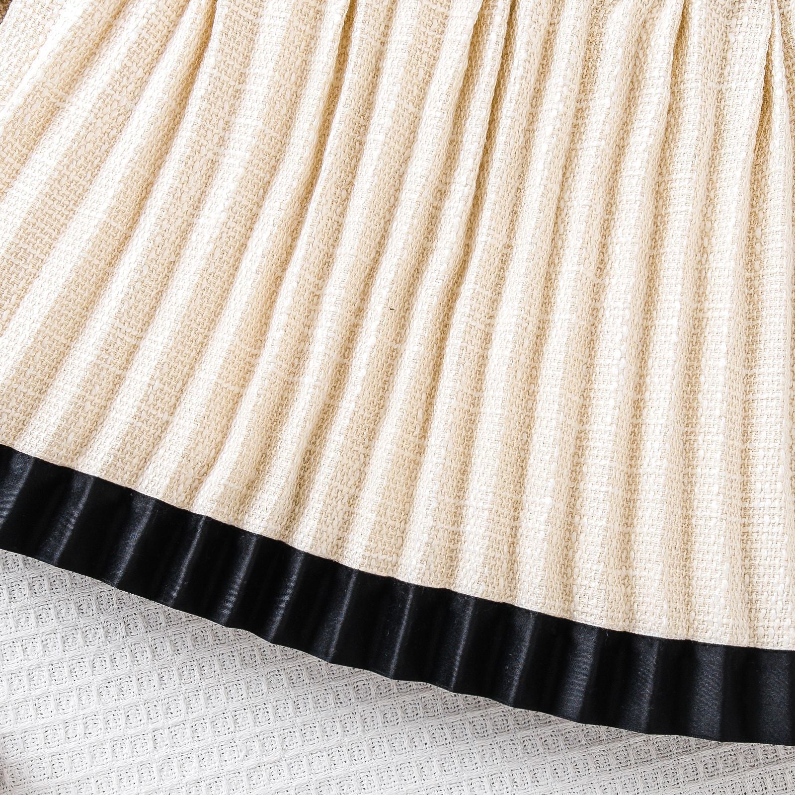 Bow coat pleated skirt set